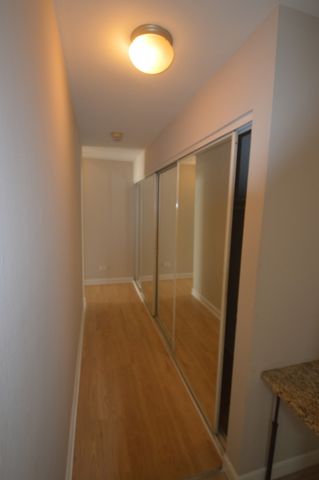 902 W Alleghany Drive 2A, Arlington Heights, IL 60004