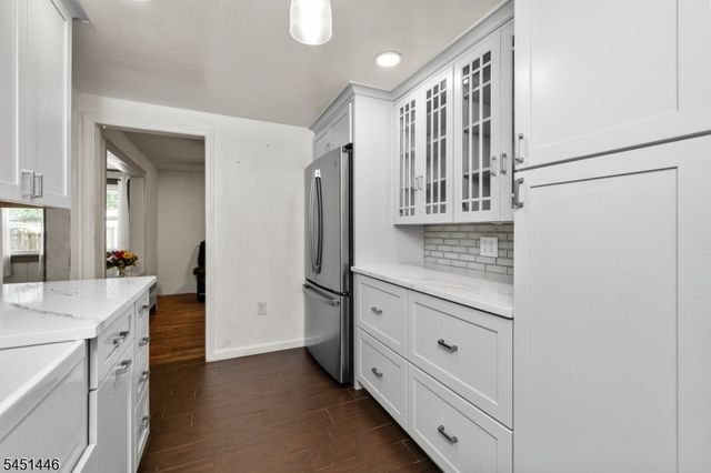 526 Grand Ave, Hackettstown Town, NJ 07840