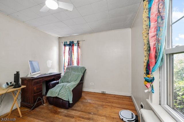 526 Grand Ave, Hackettstown Town, NJ 07840