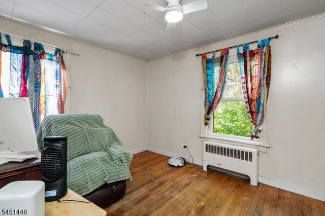 526 Grand Ave, Hackettstown Town, NJ 07840