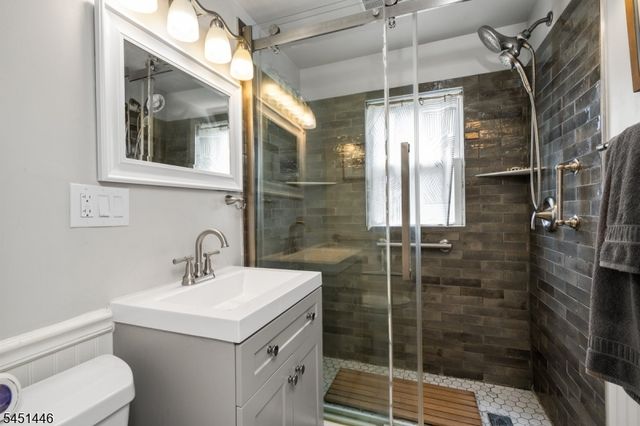 526 Grand Ave, Hackettstown Town, NJ 07840