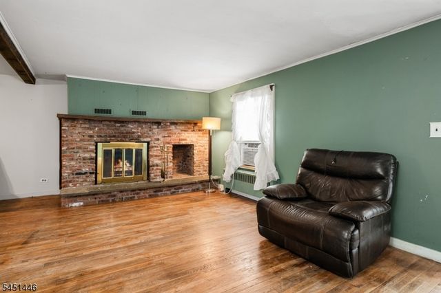 526 Grand Ave, Hackettstown Town, NJ 07840