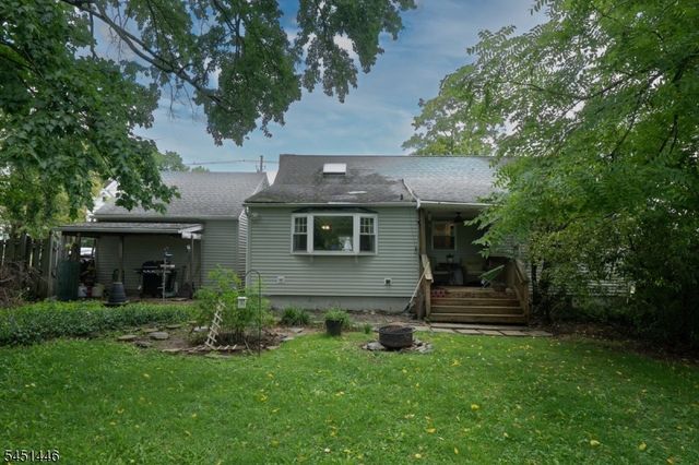 526 Grand Ave, Hackettstown Town, NJ 07840