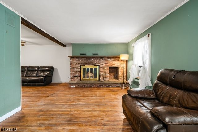 526 Grand Ave, Hackettstown Town, NJ 07840