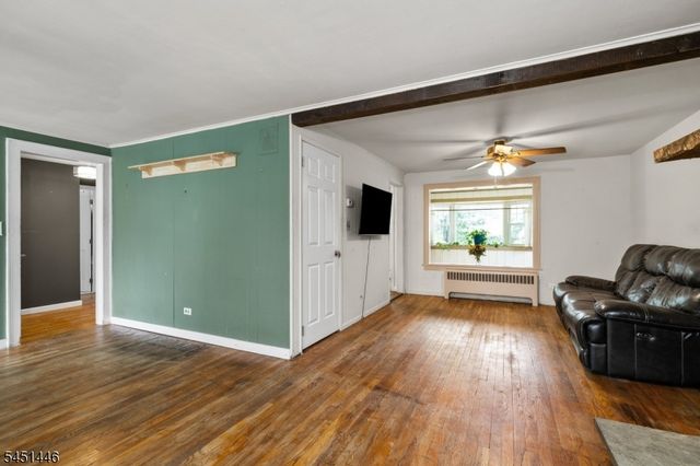 526 Grand Ave, Hackettstown Town, NJ 07840