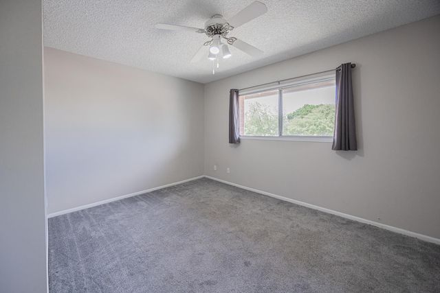 15 E Carter Drive, Tempe, AZ 85282