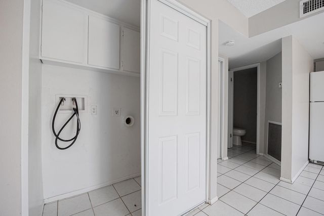 15 E Carter Drive, Tempe, AZ 85282