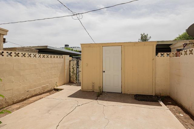 15 E Carter Drive, Tempe, AZ 85282