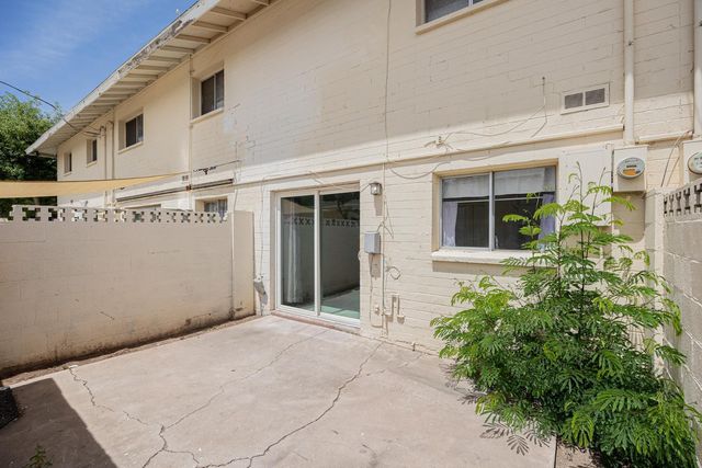 15 E Carter Drive, Tempe, AZ 85282