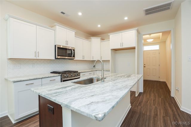 7701 Hawthorne Ave, Henrico, VA 23227