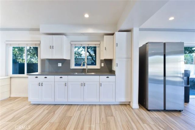 20363 Roscoe, Winnetka, CA 91306