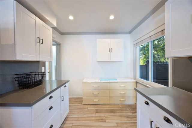 20363 Roscoe, Winnetka, CA 91306