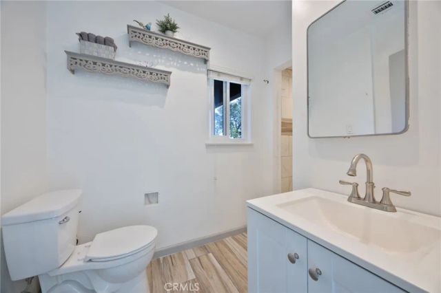 20363 Roscoe, Winnetka, CA 91306