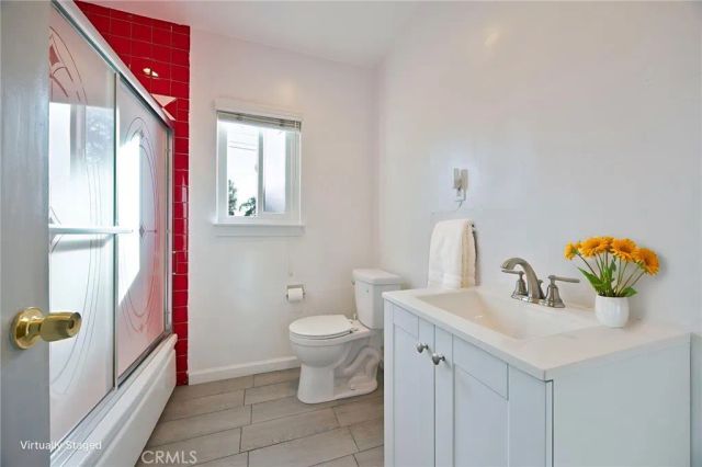 20363 Roscoe, Winnetka, CA 91306