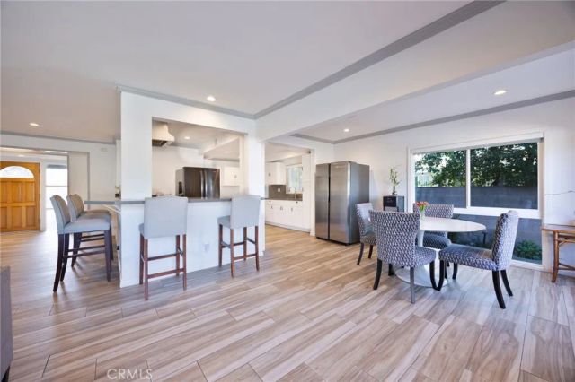 20363 Roscoe, Winnetka, CA 91306