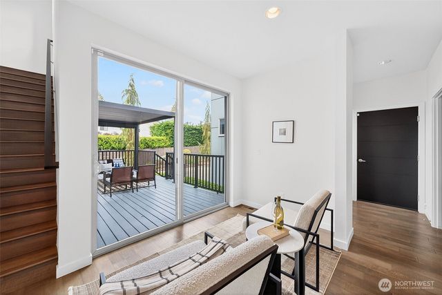 6320 36th Avenue SW, Seattle, WA 98126