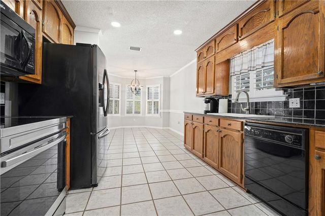 1337 Carson W Road, Mobile, AL 36695