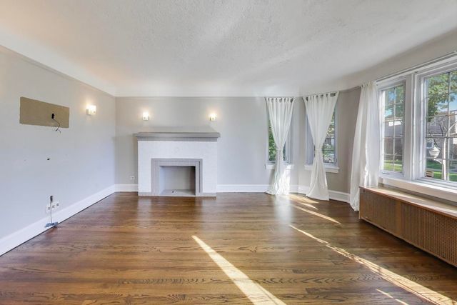 3836 N Richmond Street 1N, Chicago, IL 60618