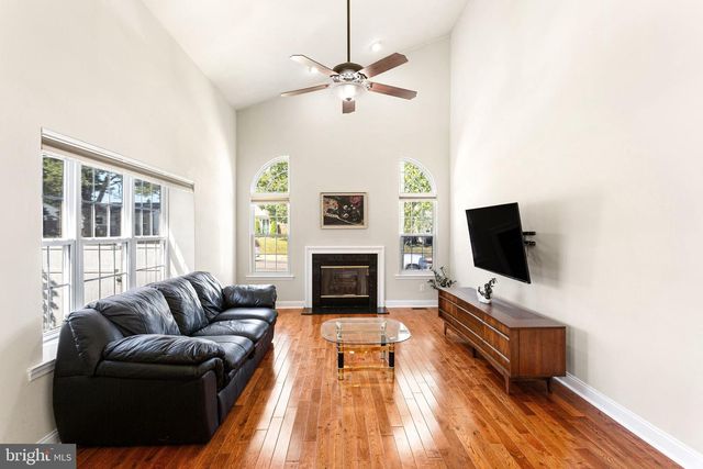 12046 SEWELL RD, Philadelphia, PA 19116