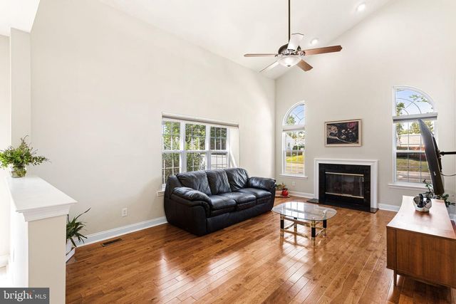 12046 SEWELL RD, Philadelphia, PA 19116