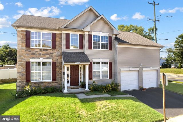 12046 SEWELL RD, Philadelphia, PA 19116