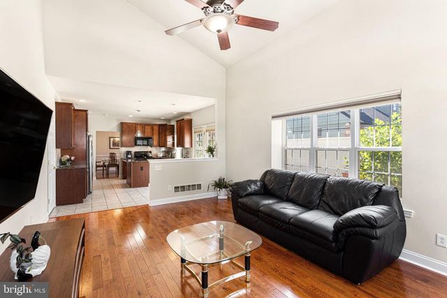 12046 SEWELL RD, Philadelphia, PA 19116