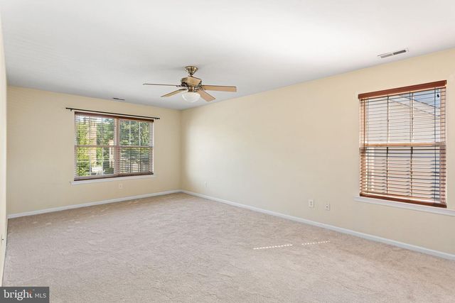 12046 SEWELL RD, Philadelphia, PA 19116