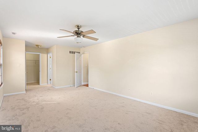 12046 SEWELL RD, Philadelphia, PA 19116