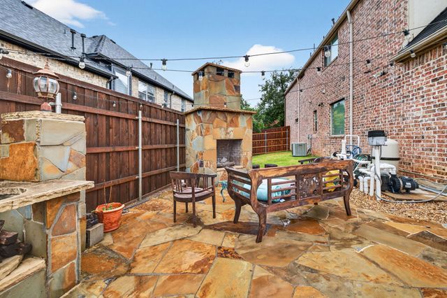 1374 Deer Lake Drive, Frisco, TX 75036