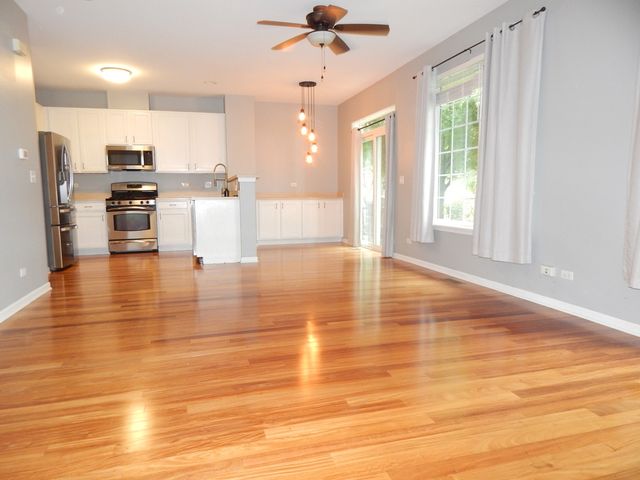 5612 Wildspring Drive, Lake In The Hills, IL 60156