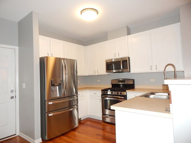 5612 Wildspring Drive, Lake In The Hills, IL 60156