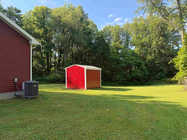 11603 E Blue Jay Court, Springville, IN 47462