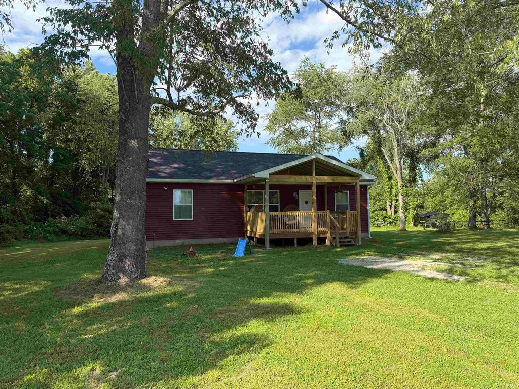 11603 E Blue Jay Court, Springville, IN 47462