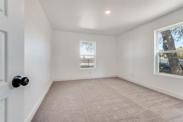 5728 Wilkes Drive, Fort Worth, TX 76119