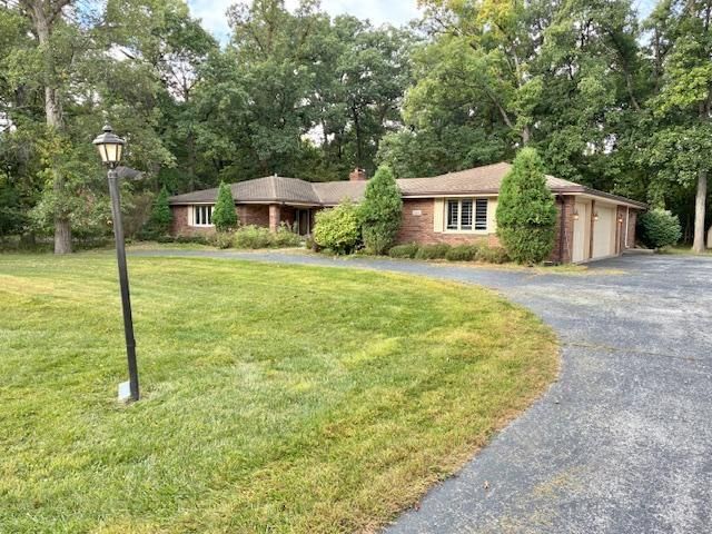 24360 S Timberline Trail, Crete, IL 60417