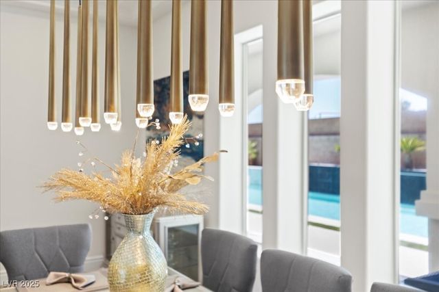 225 Saint Elmo Circle, Las Vegas, NV 89123