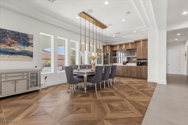 225 Saint Elmo Circle, Las Vegas, NV 89123