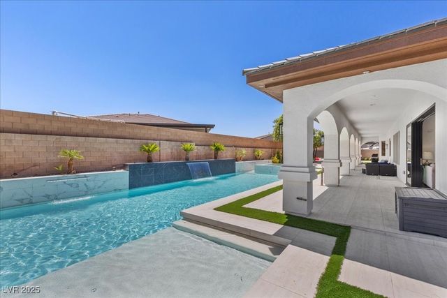 225 Saint Elmo Circle, Las Vegas, NV 89123