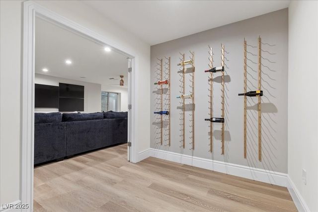 225 Saint Elmo Circle, Las Vegas, NV 89123