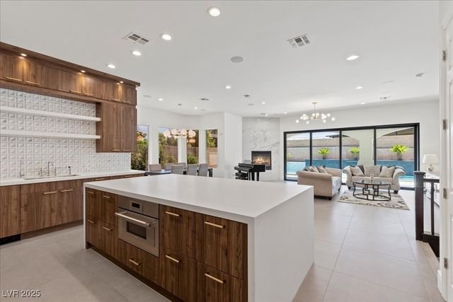 225 Saint Elmo Circle, Las Vegas, NV 89123