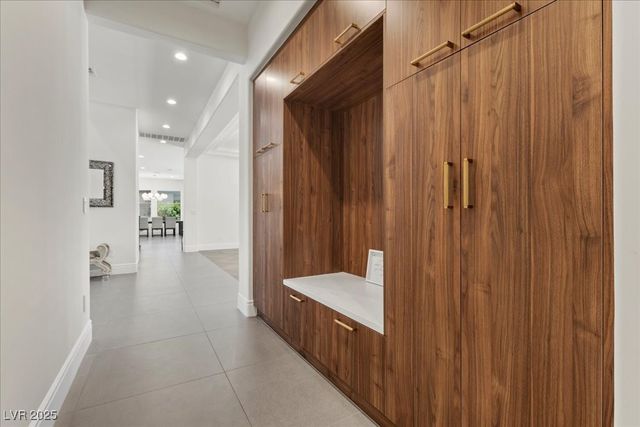 225 Saint Elmo Circle, Las Vegas, NV 89123