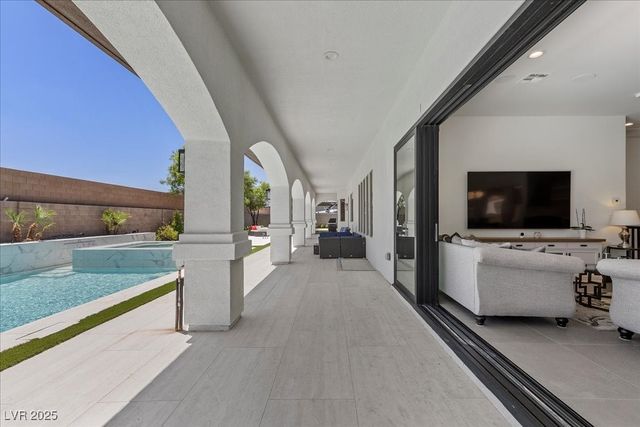 225 Saint Elmo Circle, Las Vegas, NV 89123