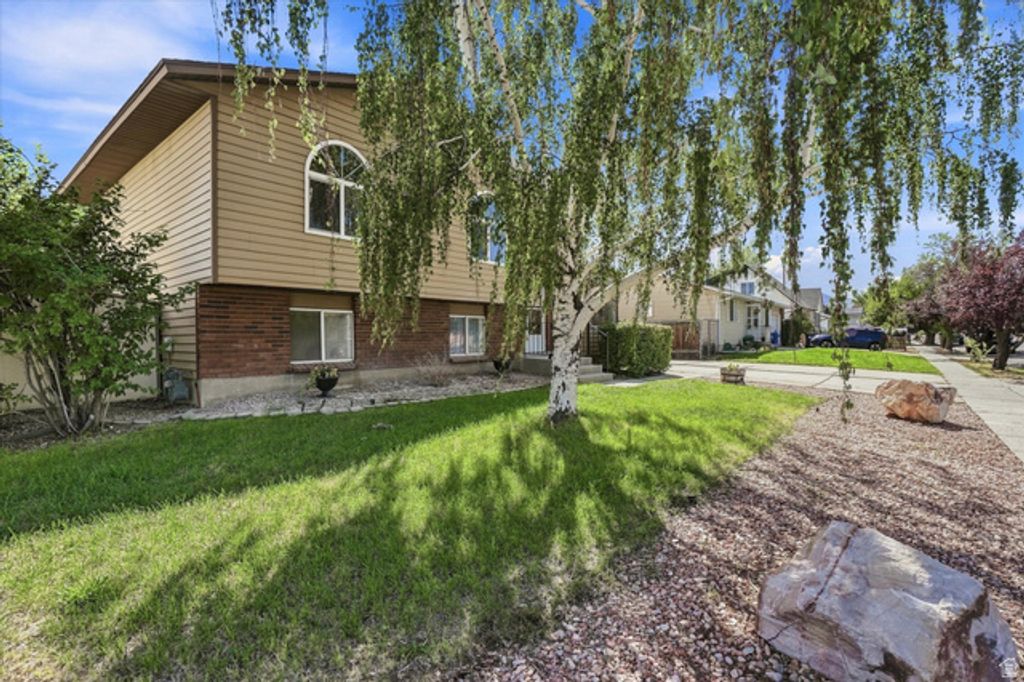 4889 W NIAGARA WAY, Salt Lake City, UT 84118 — photo 2