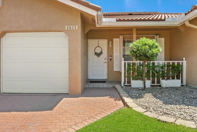 1651 NW 106th Way, Coral Springs, FL 33071