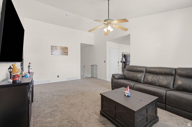 2135 E WHITE PINE RD, Eagle Mountain, UT 84005