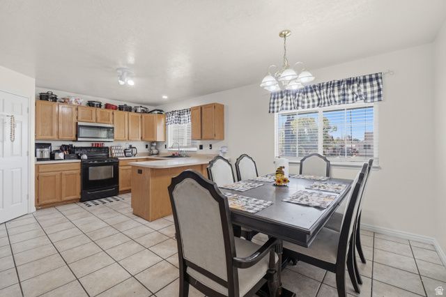 2135 E WHITE PINE RD, Eagle Mountain, UT 84005