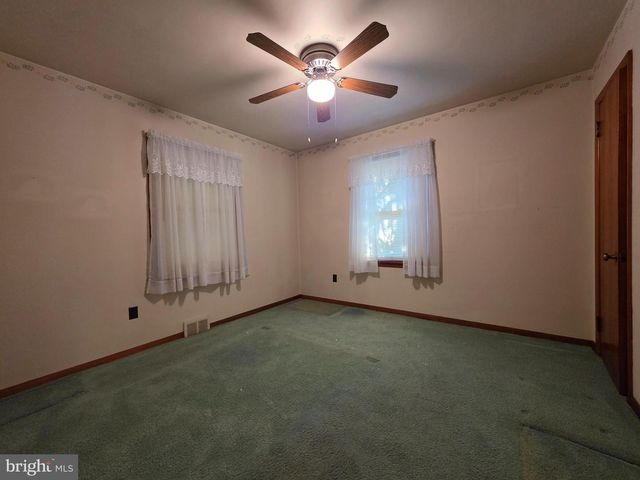 12 W LANCASTER AVE, Denver, PA 17517