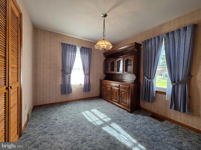 12 W LANCASTER AVE, Denver, PA 17517
