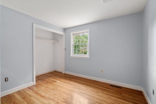 11 Summit Road, Southborough, MA 01772