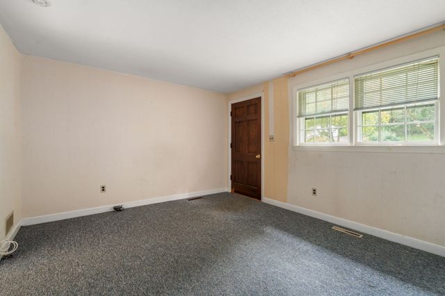 11 Summit Road, Southborough, MA 01772